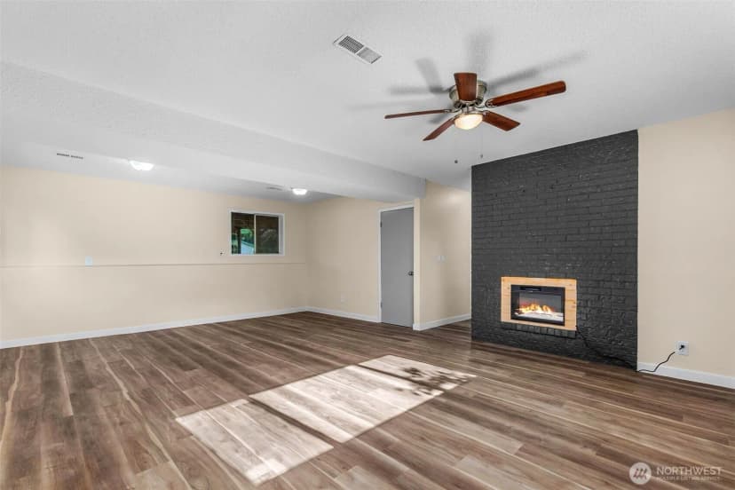 Property photo for 602 Val Vista Drive, Montesano photo 22