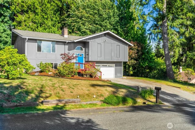 Property photo for 602 Val Vista Drive, Montesano