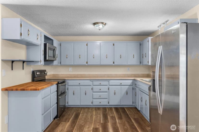 Property photo for 602 Val Vista Drive, Montesano photo 9