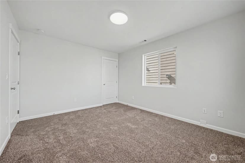 Property photo for 475 N Fifth Avenue, Connell photo 17