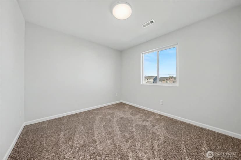 Property photo for 475 N Fifth Avenue, Connell photo 24