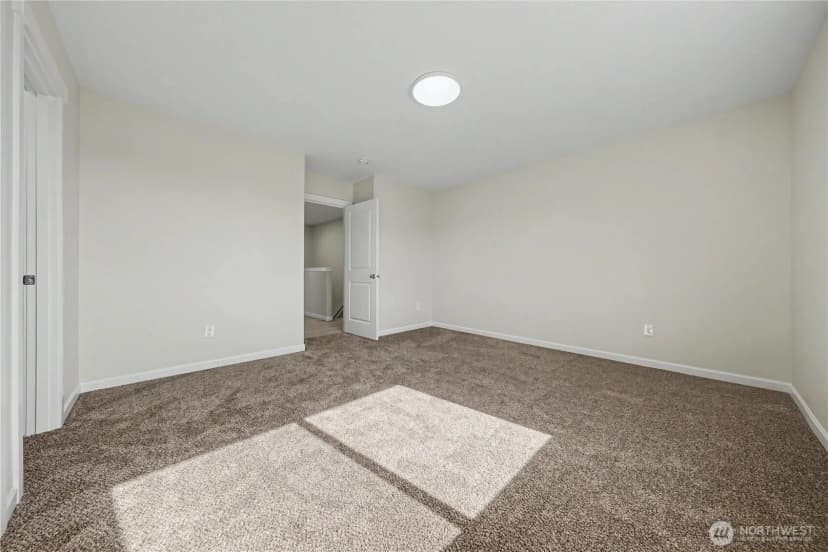 Property photo for 475 N Fifth Avenue, Connell photo 19