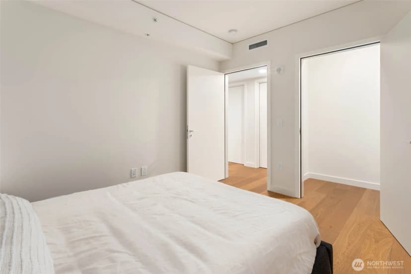 Property photo for 121 Stewart Street #1305, Seattle photo 12