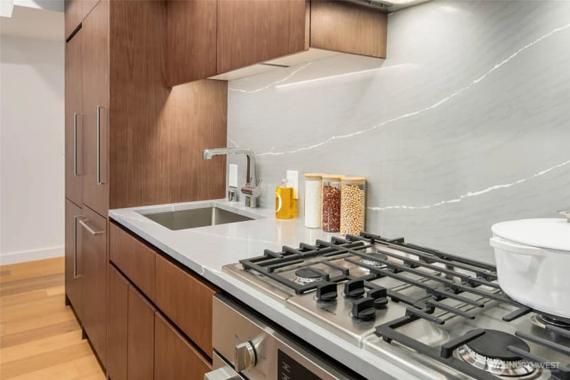 Property photo for 121 Stewart Street #1305, Seattle photo 11