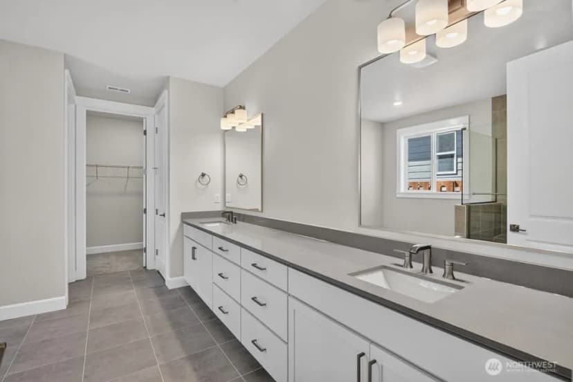 Property photo for 2719 Bowthorpe Street Se, Lacey photo 13