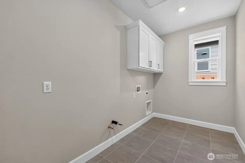 Property photo for 2719 Bowthorpe Street Se, Lacey photo 15