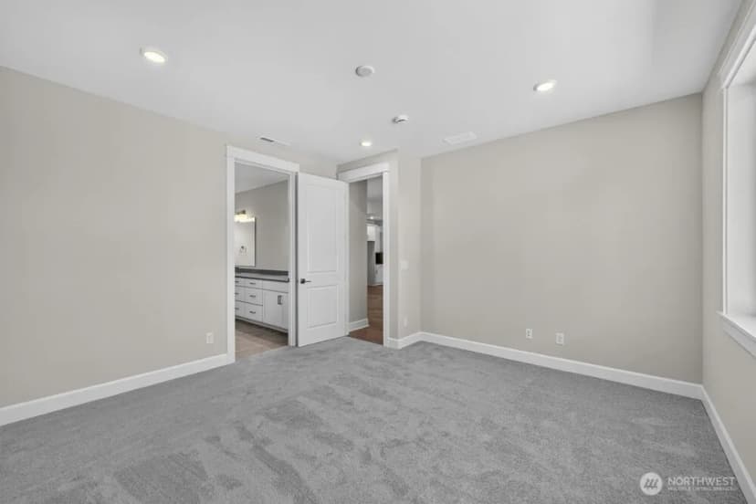 Property photo for 2719 Bowthorpe Street Se, Lacey photo 12