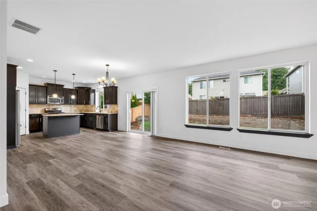 Property photo for 18209 5th Avenue Ct E, Spanaway photo 2
