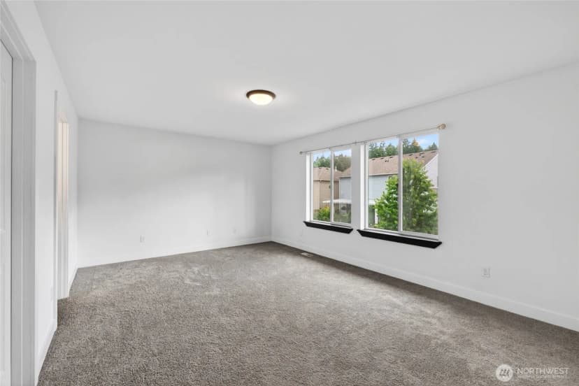 Property photo for 18209 5th Avenue Ct E, Spanaway photo 8