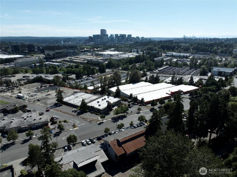 Property photo for 12708 Northup Way, Bellevue photo 15