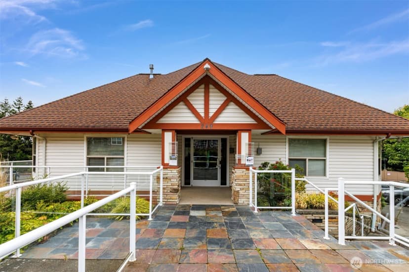 Property photo for 255 W Bakerview Road #205, Bellingham photo 28