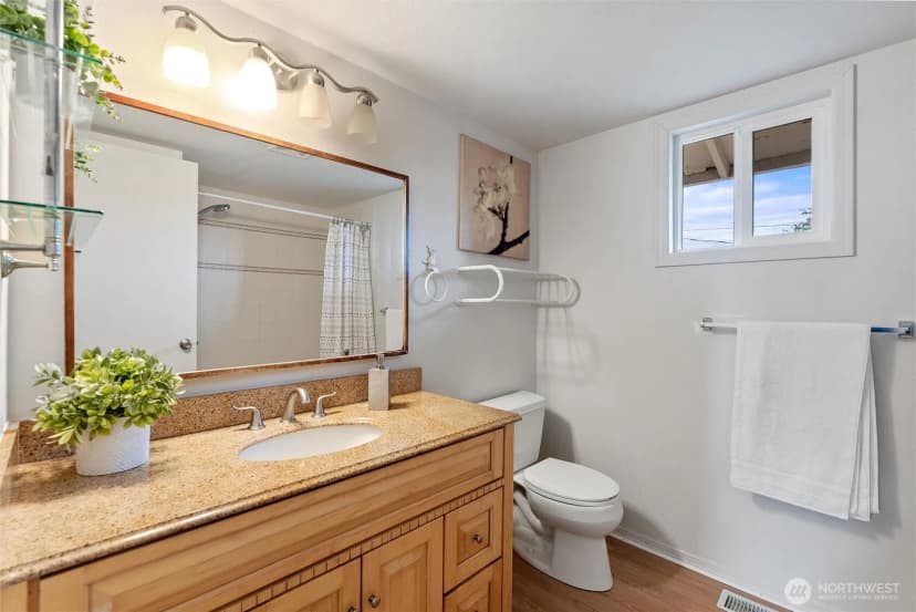 Property photo for 1119 Shelton Avenue Ne, Renton photo 13
