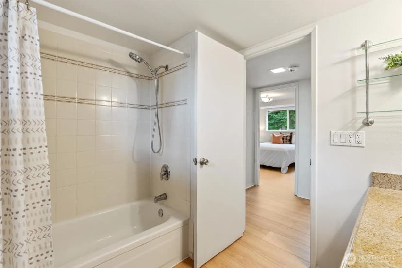 Property photo for 1119 Shelton Avenue Ne, Renton photo 23