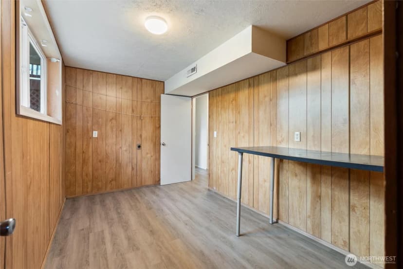 Property photo for 1119 Shelton Avenue Ne, Renton photo 35