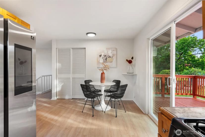 Property photo for 1119 Shelton Avenue Ne, Renton photo 9