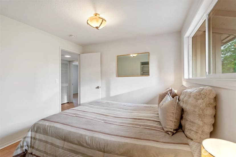 Property photo for 1119 Shelton Avenue Ne, Renton photo 16