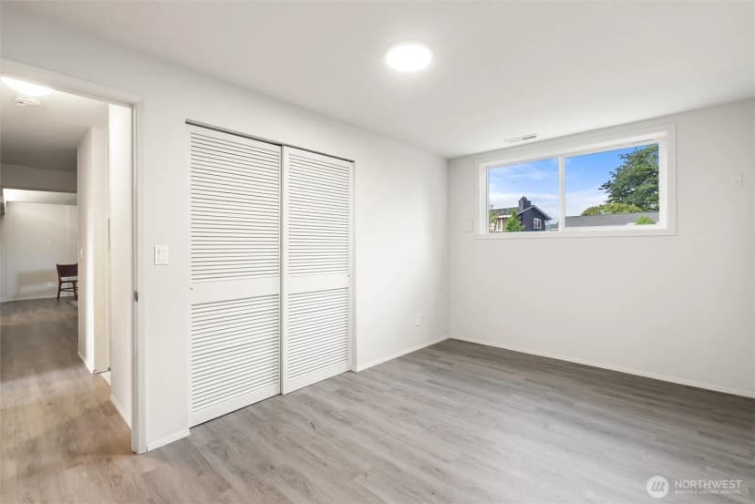 Property photo for 1119 Shelton Avenue Ne, Renton photo 24