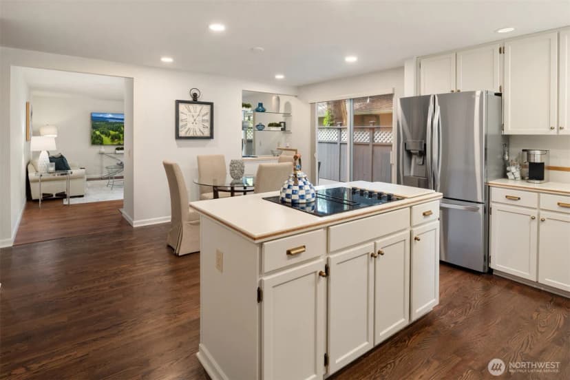 Property photo for 2231 Sahalee Drive E, Sammamish photo 9