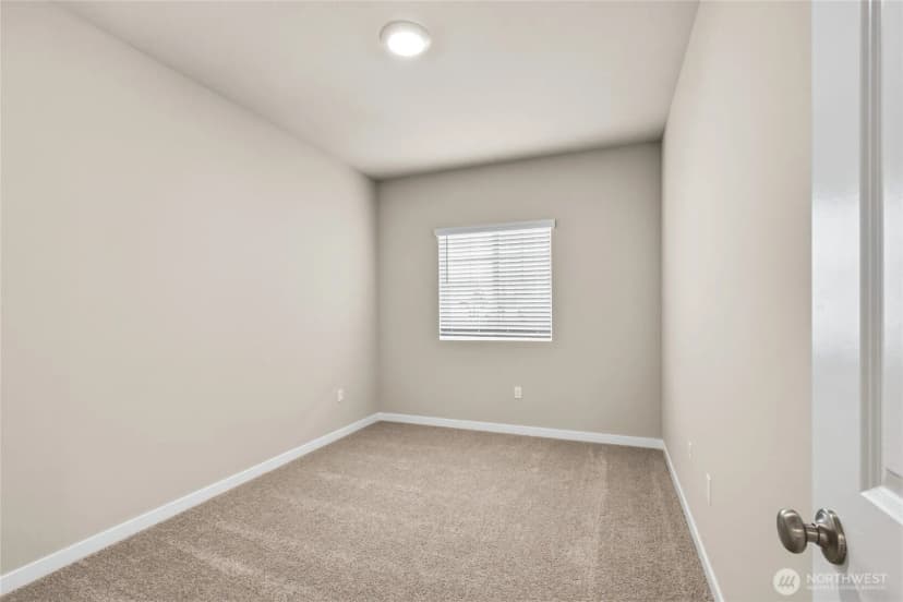 Property photo for 1109 138th Place Sw, Lynnwood photo 13