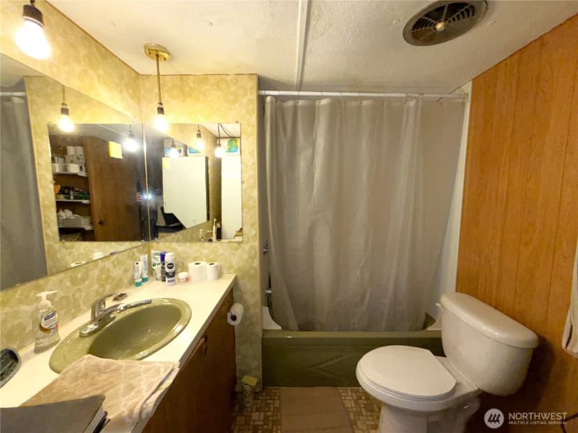Property photo for 2 Hazel Lane, Republic photo 9