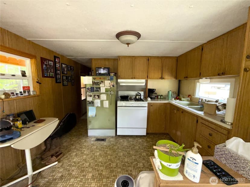 Property photo for 2 Hazel Lane, Republic photo 7
