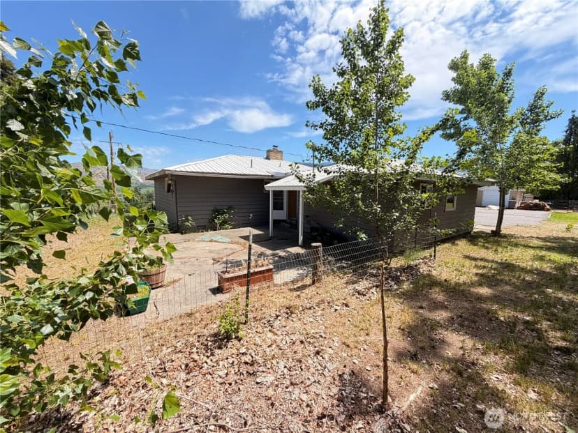 Property photo for 2108 Deerpath, Oroville photo 23