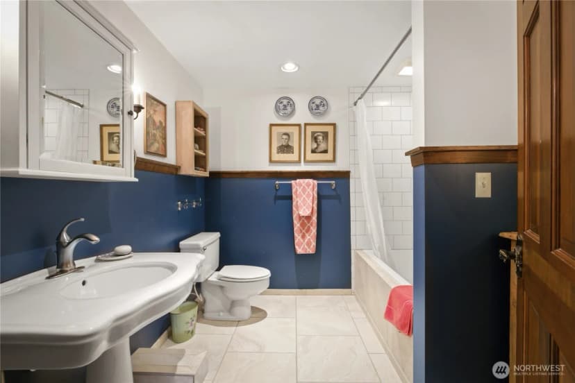 Property photo for 101 Gilbert Drive, Yakima photo 36