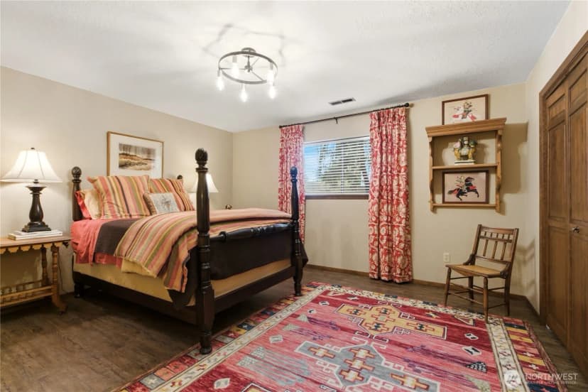 Property photo for 101 Gilbert Drive, Yakima photo 35
