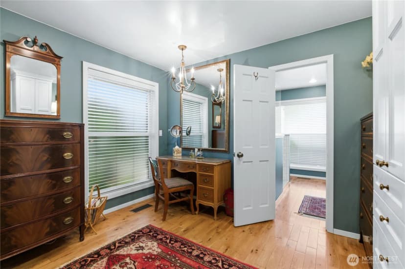 Property photo for 101 Gilbert Drive, Yakima photo 22