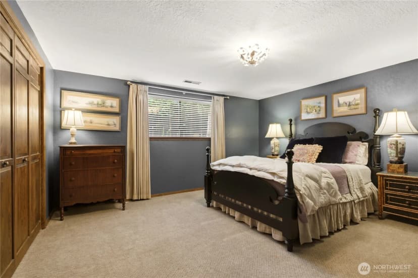 Property photo for 101 Gilbert Drive, Yakima photo 34