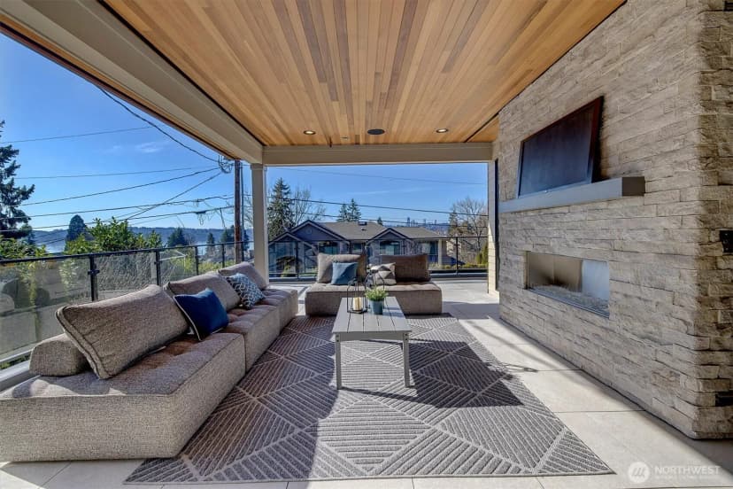 Property photo for 3036 67th Avenue Se, Mercer Island photo 35