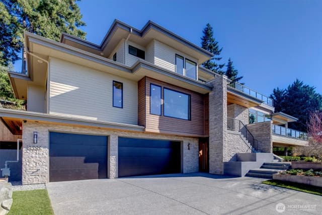 Property photo for 3036 67th Avenue Se, Mercer Island photo 4