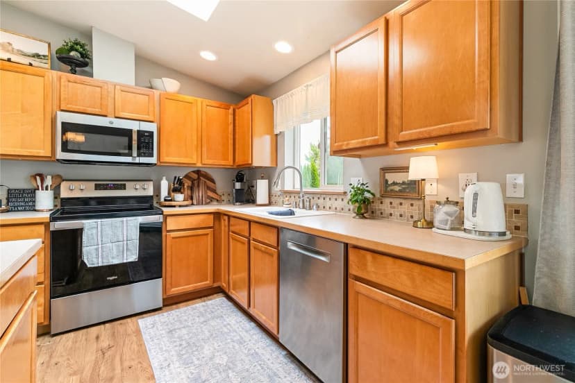 Property photo for 412 Allison Way, Nooksack photo 10