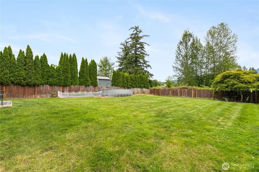 Property photo for 412 Allison Way, Nooksack photo 32