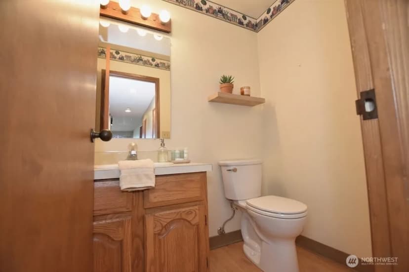 Property photo for 8230 53rd Avenue W #812, Mukilteo photo 19