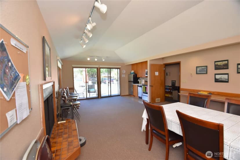 Property photo for 8230 53rd Avenue W #812, Mukilteo photo 29