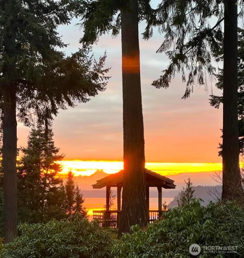 Property photo for 8230 53rd Avenue W #812, Mukilteo photo 33