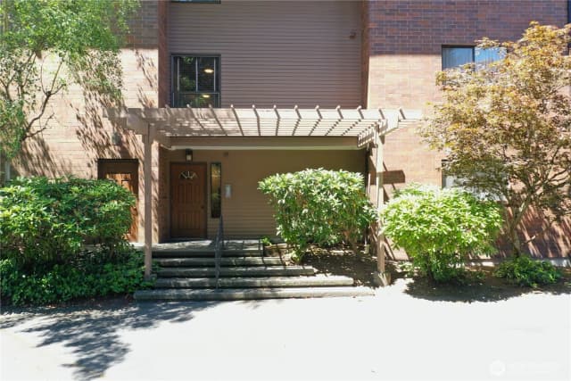 Property photo for 8230 53rd Avenue W #812, Mukilteo photo 5
