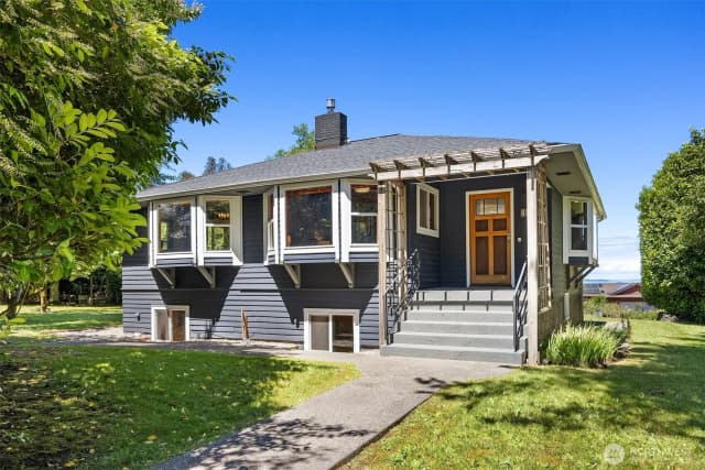 Property photo for 10308 Sw 116th Avenue, Vashon