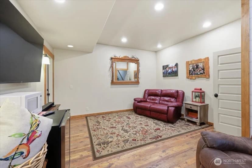 Property photo for 31795 Ringneck Lane East, Davenport photo 27