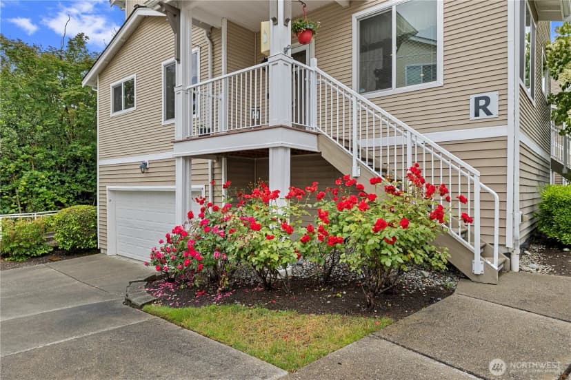 Property photo for 14915 38th Drive Se #r1140, Bothell photo 3