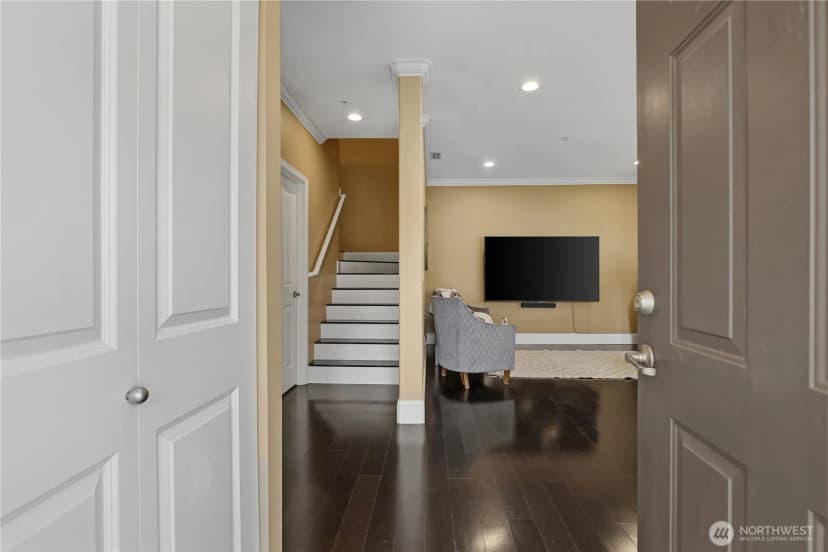 Property photo for 14915 38th Drive Se #r1140, Bothell photo 6