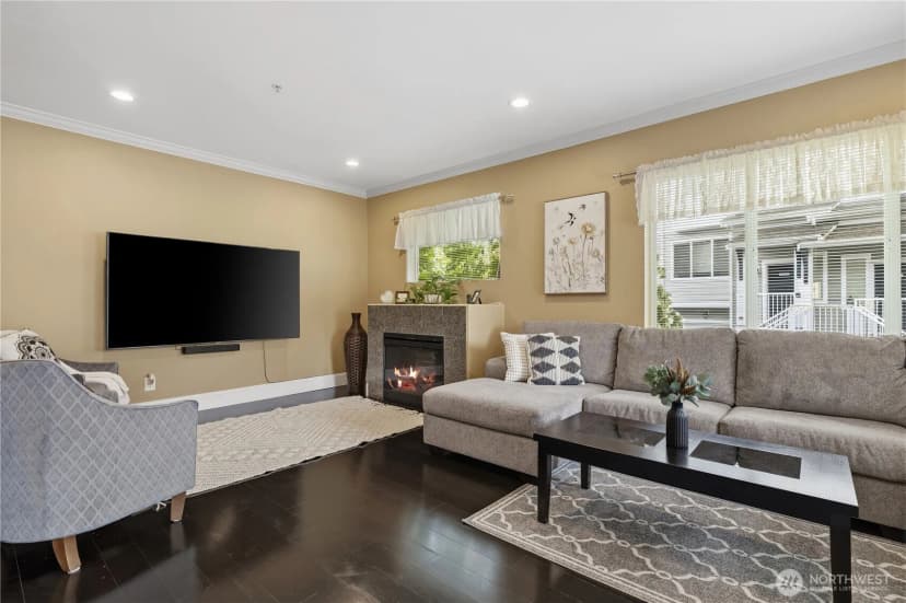 Property photo for 14915 38th Drive Se #r1140, Bothell