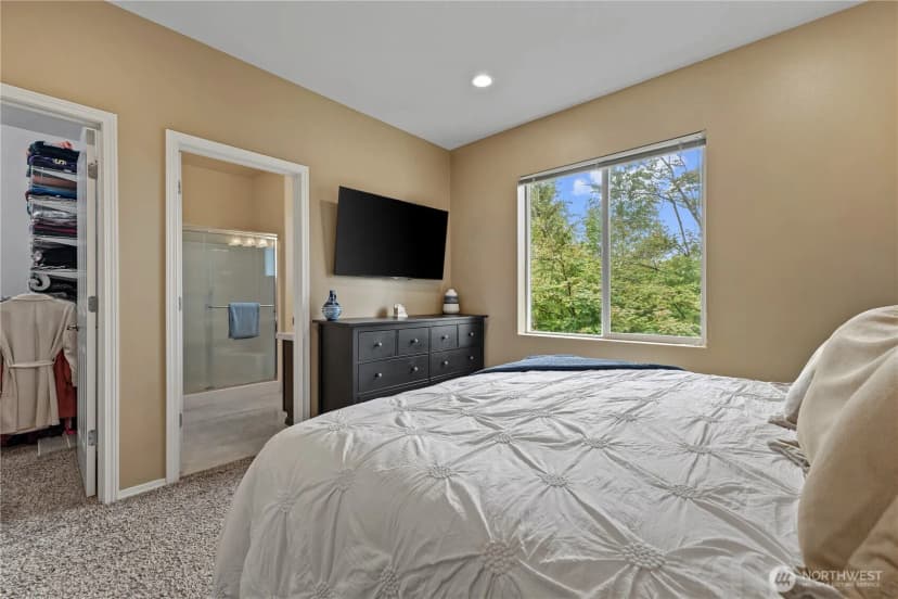 Property photo for 14915 38th Drive Se #r1140, Bothell photo 29