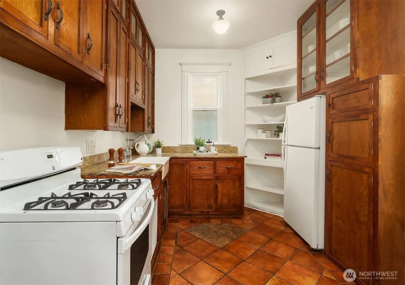 Property photo for 1532 23rd Avenue, Seattle photo 18