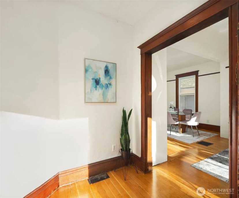 Property photo for 1532 23rd Avenue, Seattle photo 7