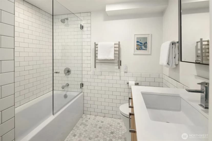 Property photo for 2015 42nd Avenue E, Seattle photo 20