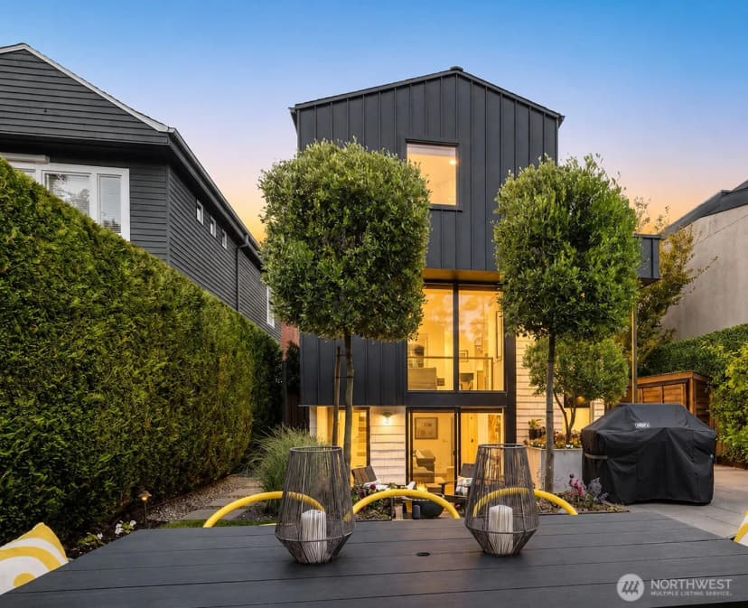 Property photo for 2015 42nd Avenue E, Seattle photo 2