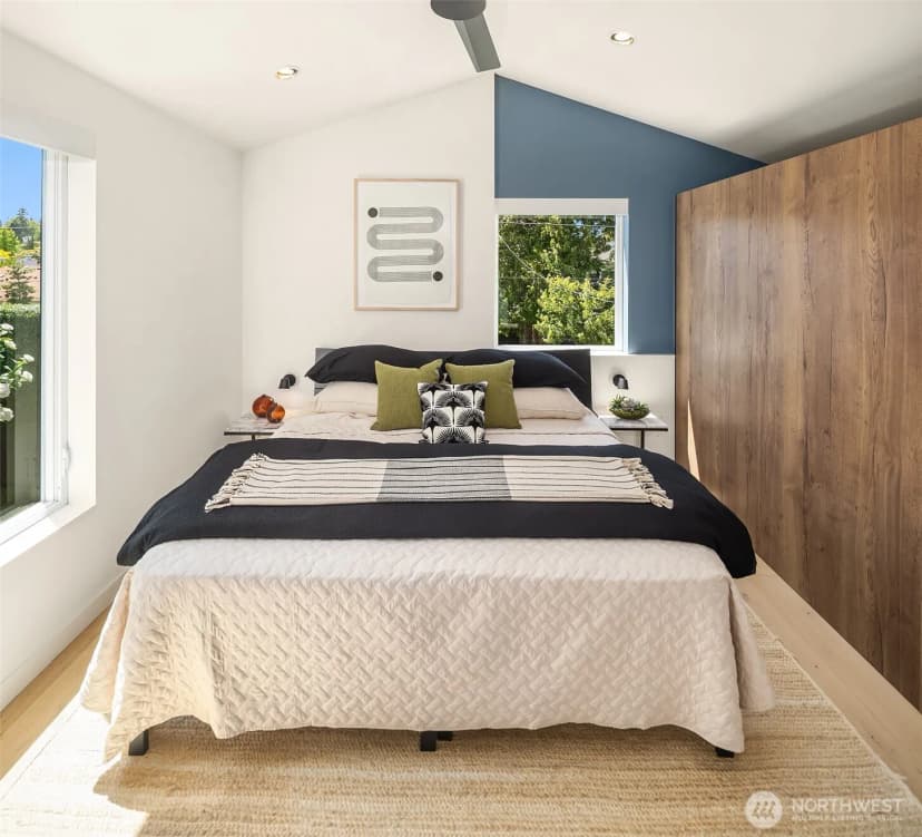 Property photo for 2015 42nd Avenue E, Seattle photo 14