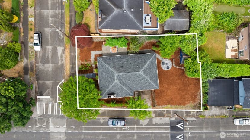 Property photo for 3902 S Genesee Street, Seattle photo 36